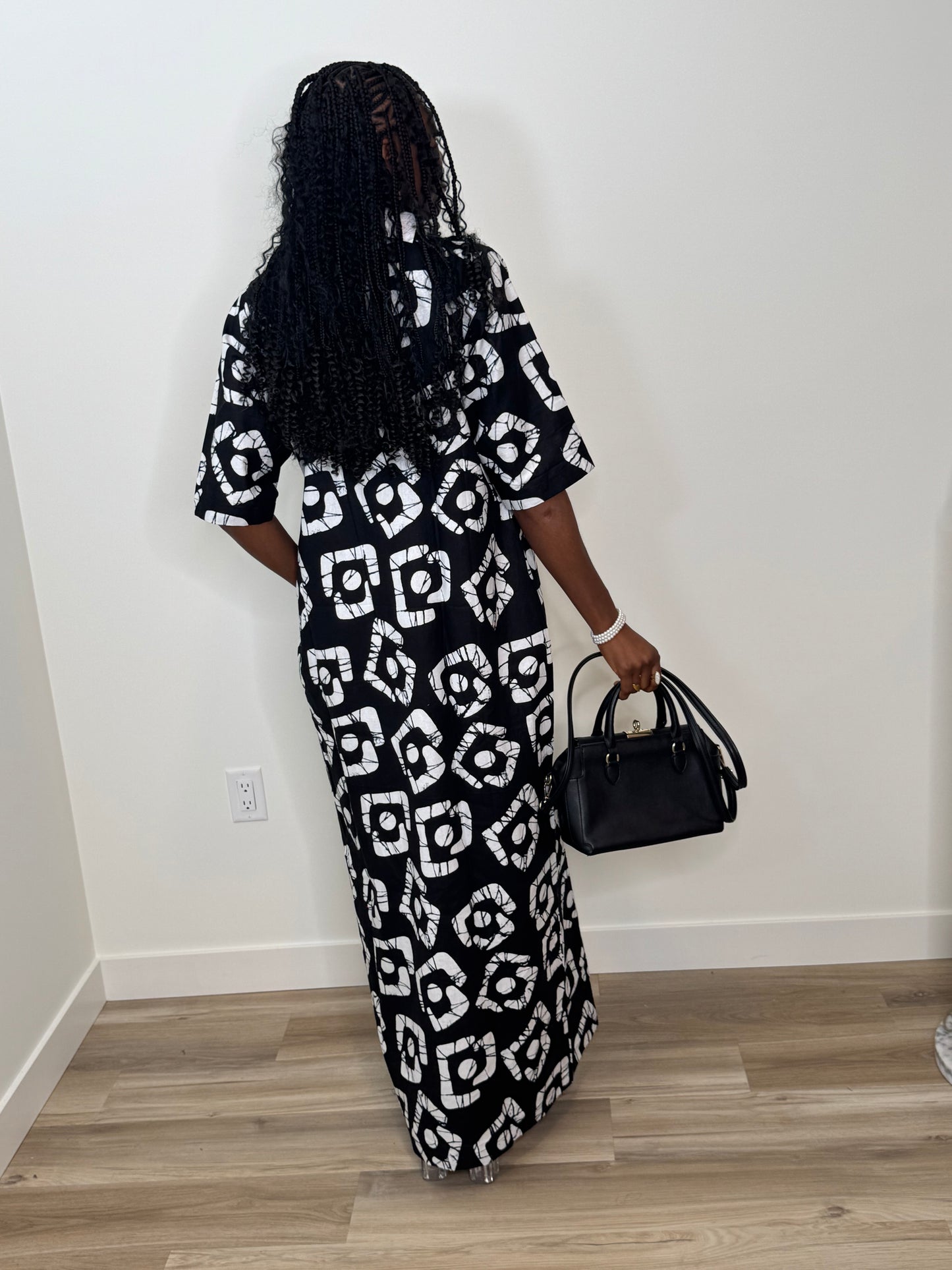 The AMINA Shirt Dress